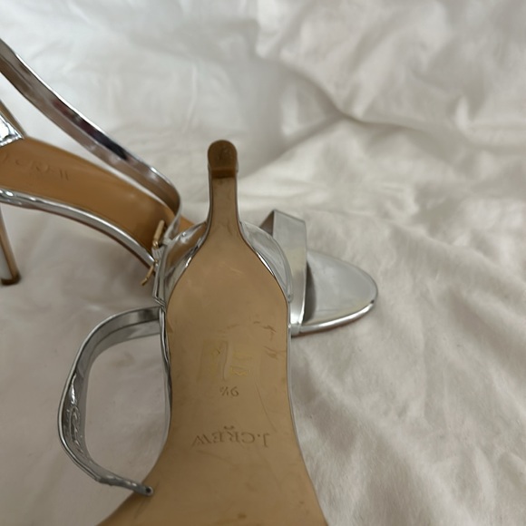 Shoes - Picture 5 of 6